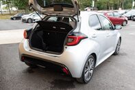 Toyota Yaris EXCEL FHEV 33
