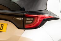 Toyota Yaris EXCEL FHEV 9