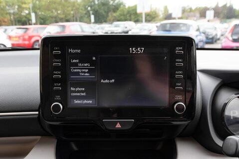 Toyota Yaris EXCEL FHEV 22