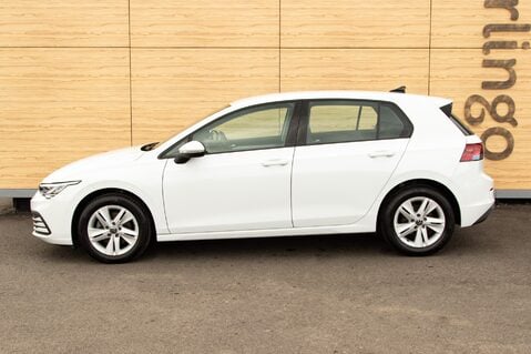 Volkswagen Golf LIFE TSI 13