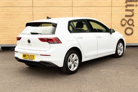Volkswagen Golf LIFE TSI 2