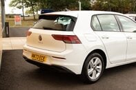 Volkswagen Golf LIFE TSI 8