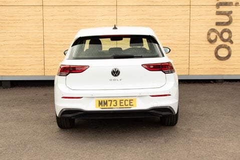 Volkswagen Golf LIFE TSI 6