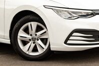 Volkswagen Golf LIFE TSI 11