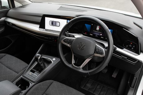 Volkswagen Golf LIFE TSI