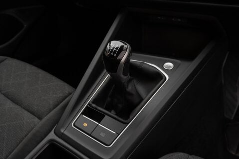 Volkswagen Golf LIFE TSI 36