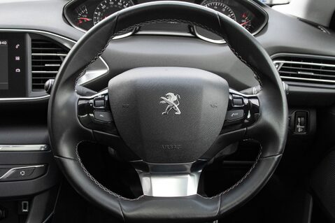 Peugeot 308 PURETECH S/S TECH EDITION 21