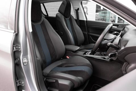 Peugeot 308 PURETECH S/S TECH EDITION 30