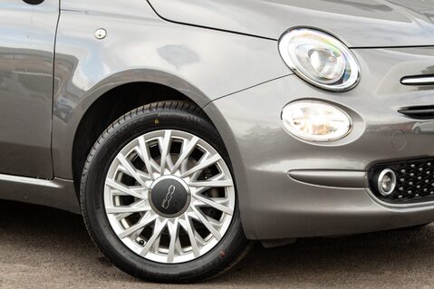 Fiat 500 DOLCEVITA MHEV 11