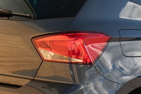 SEAT Ibiza TSI SE EDITION 9