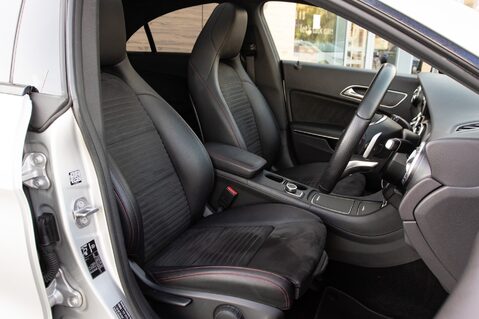 Mercedes-Benz CLA Class CLA 220 D AMG LINE 29
