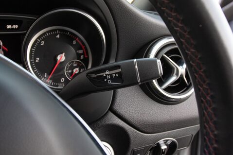 Mercedes-Benz CLA Class CLA 220 D AMG LINE 18