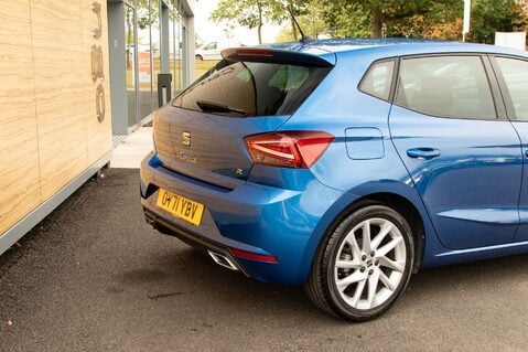 SEAT Ibiza TSI FR 8
