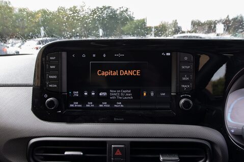 Hyundai i10 ADVANCE 24