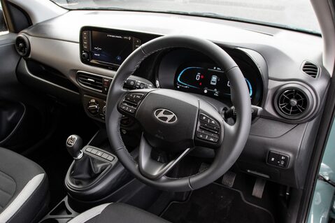 Hyundai i10 ADVANCE 4