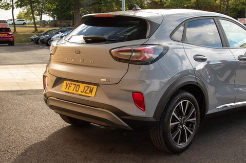 Ford Puma TITANIUM MHEV 8