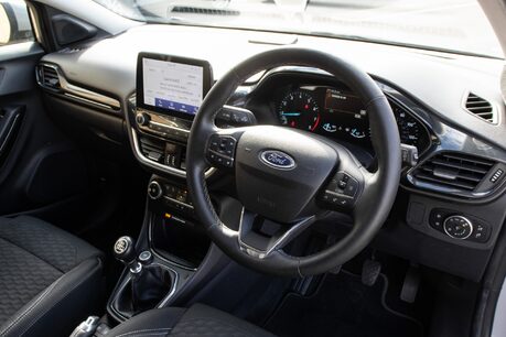 Ford Puma TITANIUM MHEV