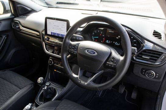Ford Puma TITANIUM MHEV