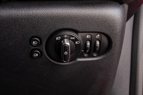 Mini Hatch COOPER SPORT 16