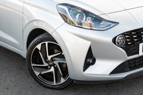 Hyundai i10 MPI PREMIUM 11