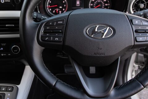 Hyundai i10 MPI PREMIUM 18