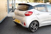 Hyundai i10 MPI PREMIUM 8