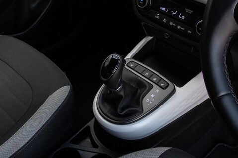 Hyundai i10 MPI PREMIUM 28