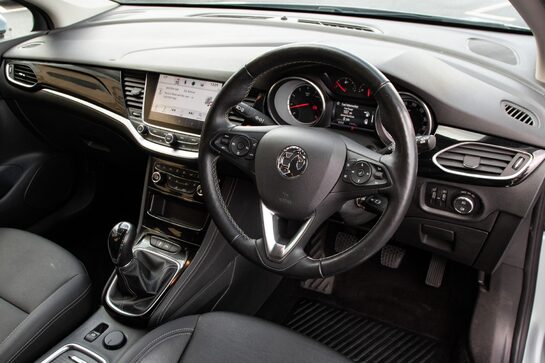 Vauxhall Astra ELITE NAV