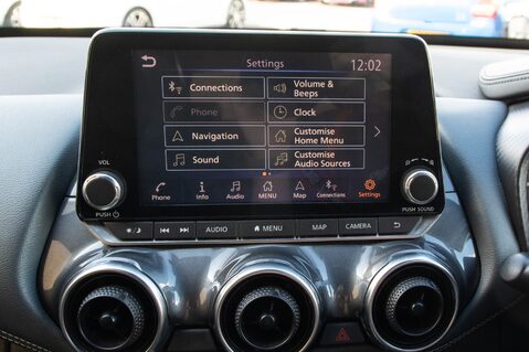 Nissan Juke DIG-T TEKNA DCT 27