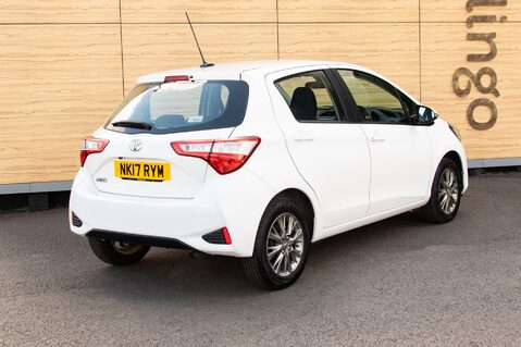 Toyota Yaris VVT-I ICON TECH 2