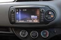 Toyota Yaris VVT-I ICON TECH 23