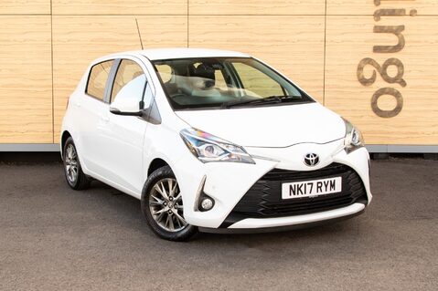 Toyota Yaris VVT-I ICON TECH 1