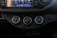 Toyota Yaris VVT-I ICON TECH 30