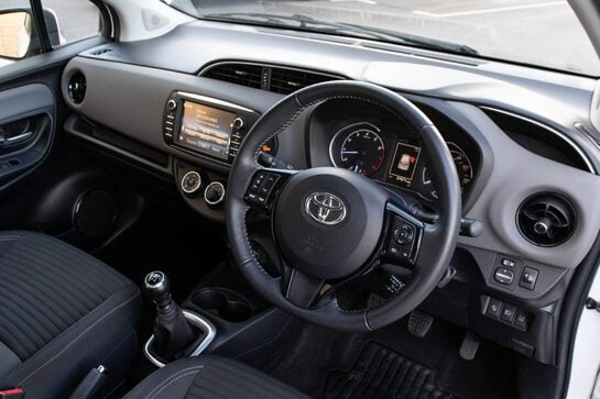 Toyota Yaris VVT-I ICON TECH