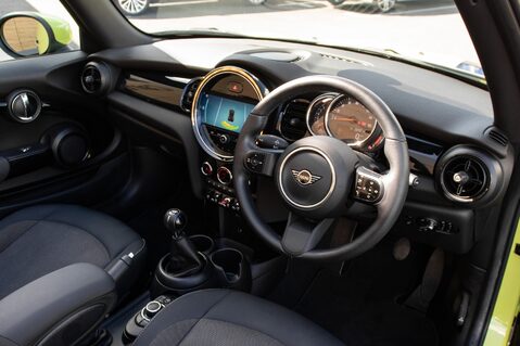 Mini Convertible COOPER CLASSIC 4