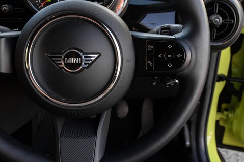 Mini Convertible COOPER CLASSIC 20