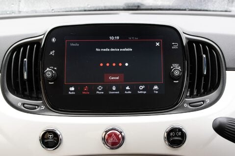 Fiat 500 DOLCEVITA MHEV 23
