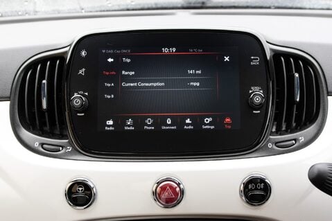 Fiat 500 DOLCEVITA MHEV 28