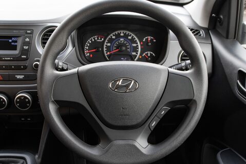 Hyundai i10 S 21
