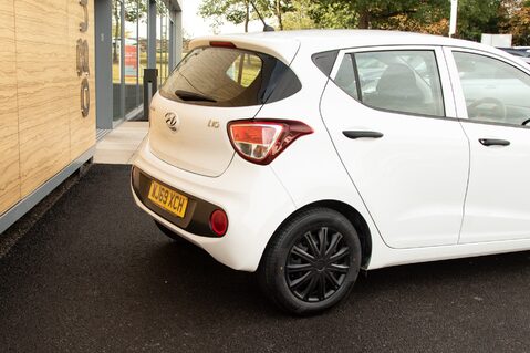 Hyundai i10 S 8