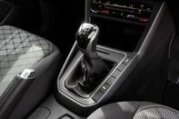 Volkswagen Polo R-LINE TSI 33