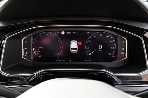 Volkswagen Polo R-LINE TSI 15