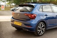 Volkswagen Polo R-LINE TSI 8