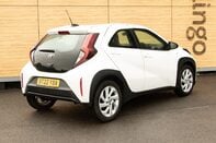Toyota Aygo X VVT-I PURE 2