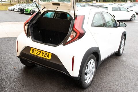 Toyota Aygo X VVT-I PURE 33