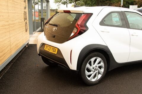 Toyota Aygo X VVT-I PURE 9