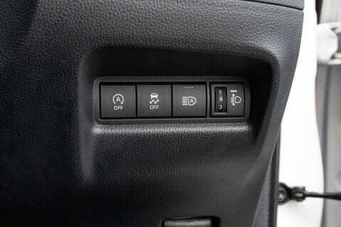 Toyota Aygo X VVT-I PURE 16