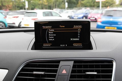 Audi Q3 TFSI S LINE EDITION 22
