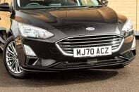 Ford Focus TITANIUM X 10