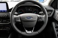 Ford Focus TITANIUM X 21